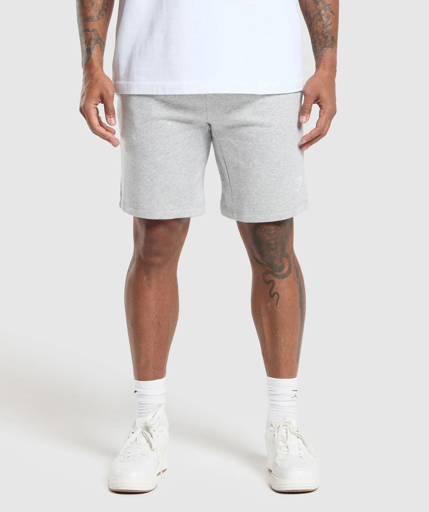 Gymshark Crest 9" Shorts - Light Grey Marl