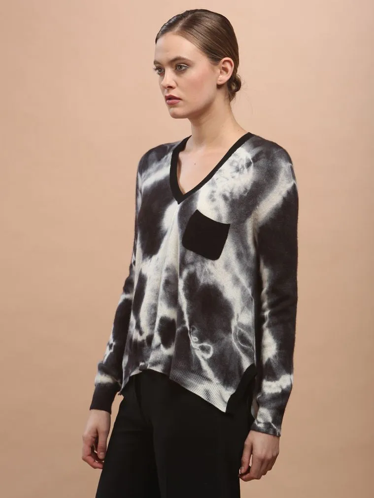 Hand Dye Pocket V Neck