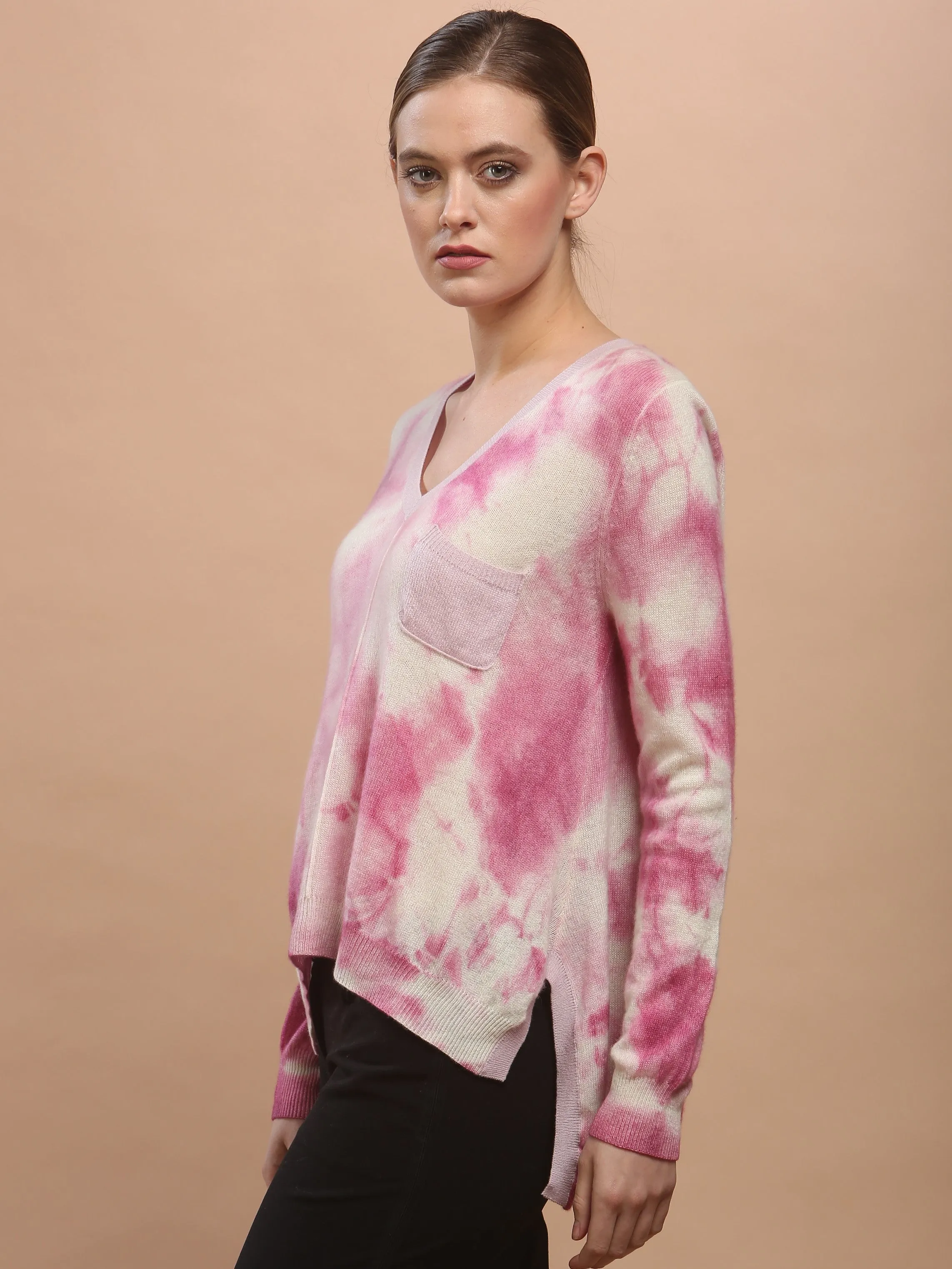 Hand Dye Pocket V Neck