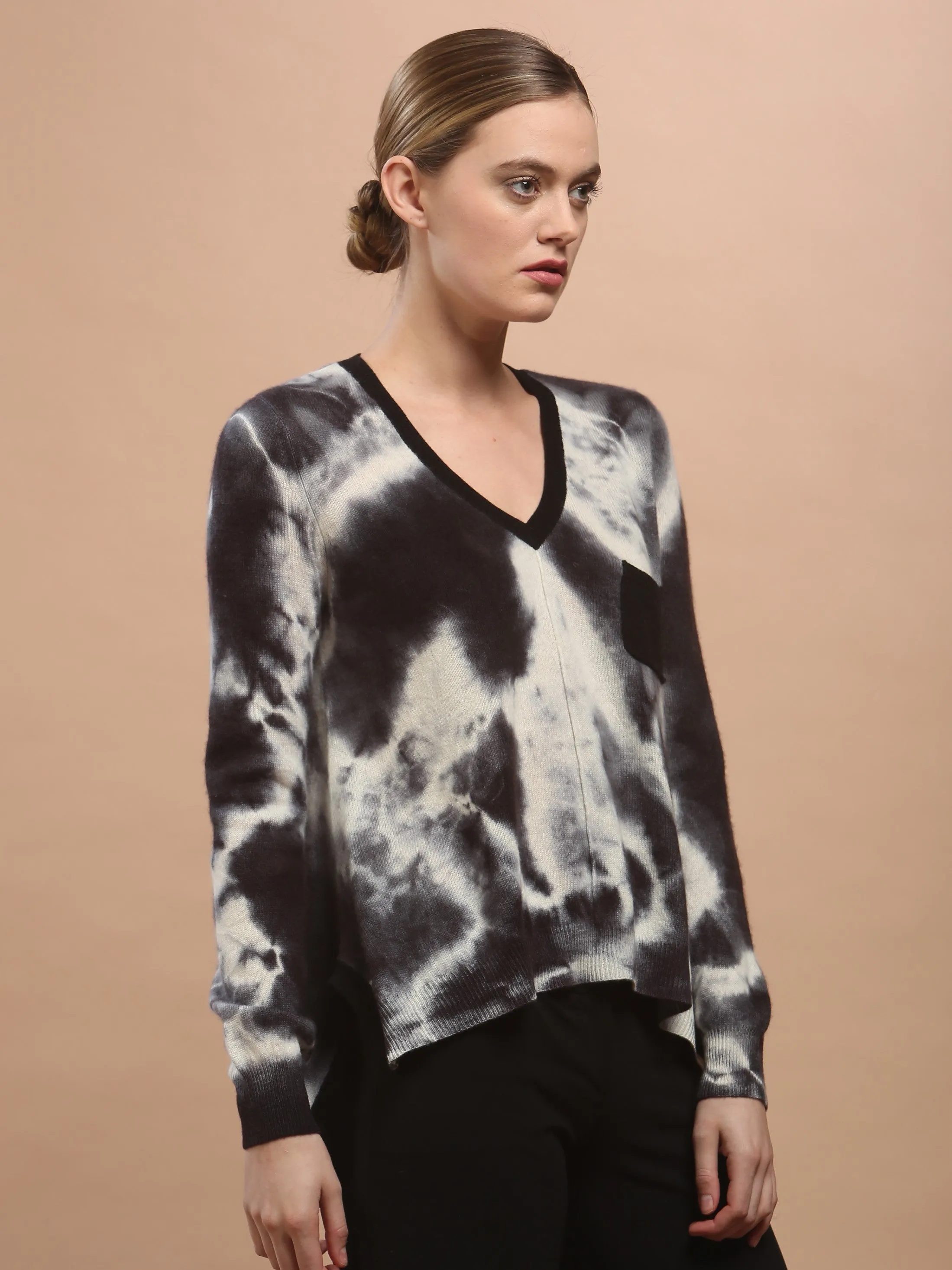Hand Dye Pocket V Neck