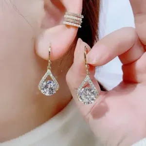 New Fashion Trend Unique Design Elegant Delicate Zircon High Party Favors Gifts 2024 Earring